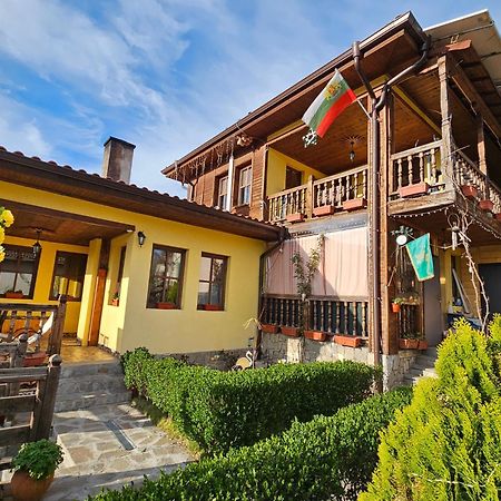 Емили Фемили Хаус Koprivshtitsa Bagian luar foto